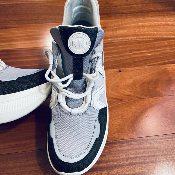 Cute comfy MK Sneakers.  Good condition with some wear - Picture 2 of 3